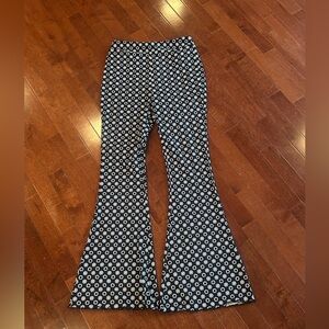 New High Rise Flared Leggings